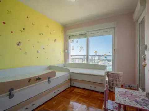 Prodaja, dvosoban stan, 69m², Centar, Bar - image 7