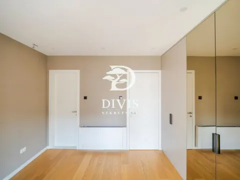 Sale, three bedroom apartment, 78m², Neimar, Vračar Sve Podlokacije - image 11