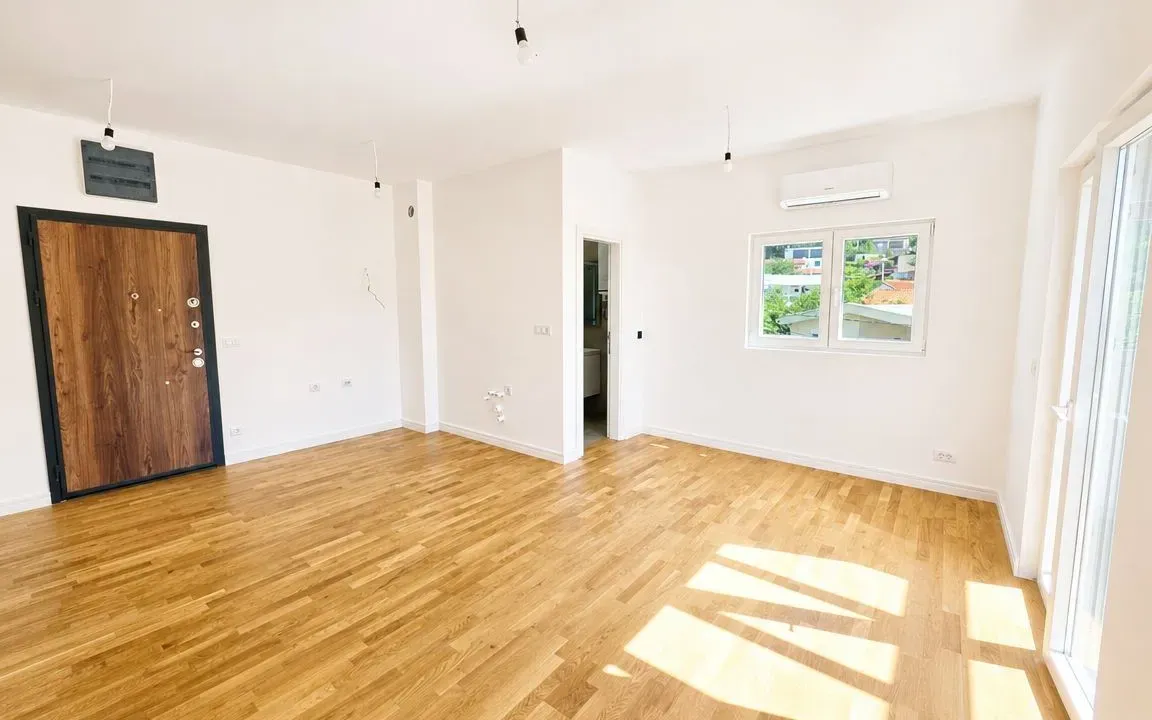 Sale, studio apartment, 30m², Sutomore, Bar