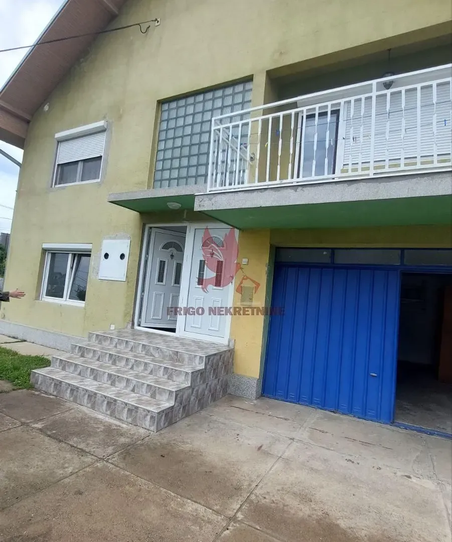 Sale, house, 214m², Mladenovac, Beograd