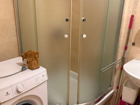 Izdavanje, jednosoban stan, 45m², Stari Aerodrom, Podgorica - image 9