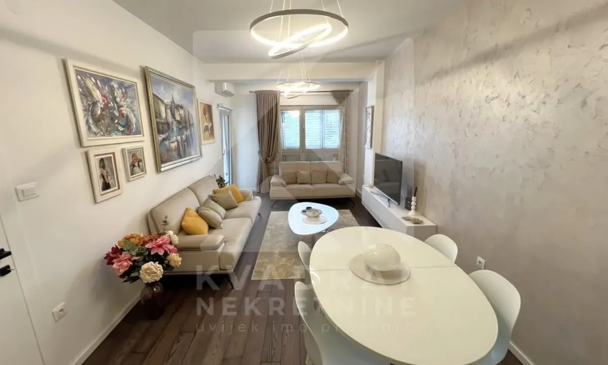Izdavanje, dvosoban stan, 72m², Vezirov Most, Podgorica