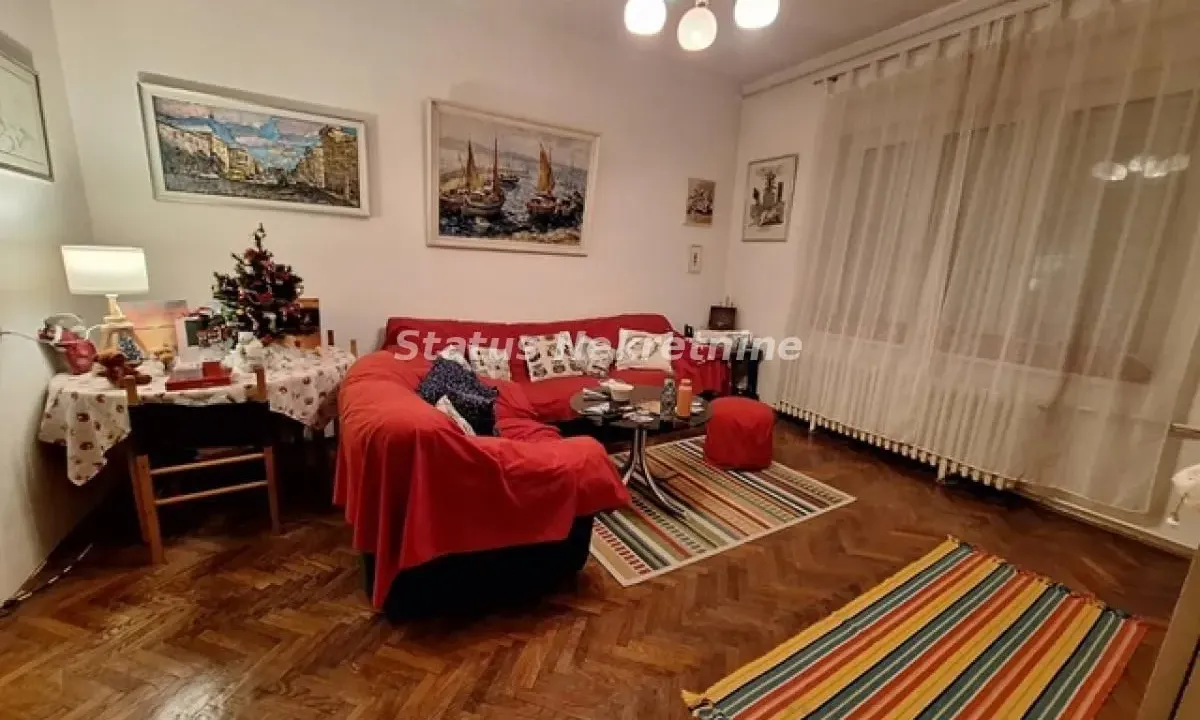 Prodaja, trosoban stan, 93m², Centar, Novi Sad