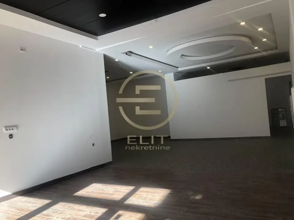 Rent, office space, 153m², Detelinara, Novi Sad Sve Podlokacije