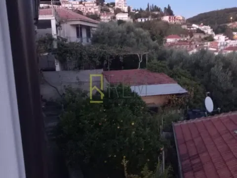 Prodaja, kuća, 250m², Ulcinj, Crna Gora - image 12