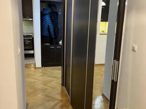 Rent, two bedroom apartment, 55m², Kalenić Pijaca, Vračar Sve Podlokacije - image 13