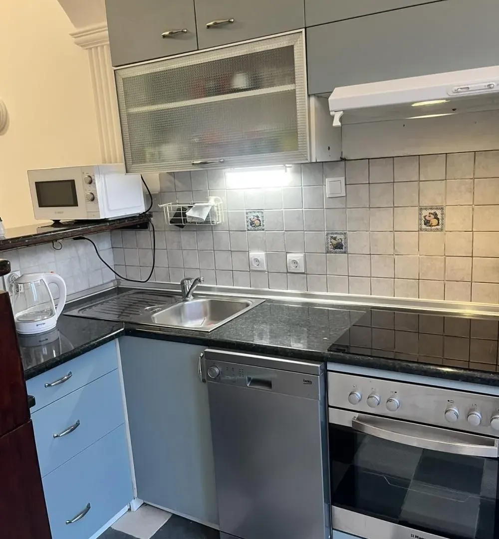 Rent, three bedroom apartment, 120m², Stari Grad, Beograd