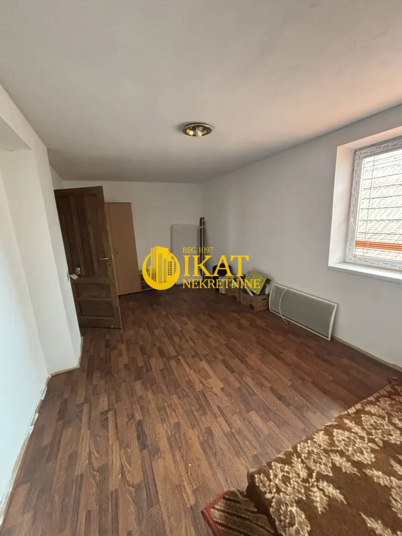 Prodaja, kuća, 240m², Surduk, Stara Pazova