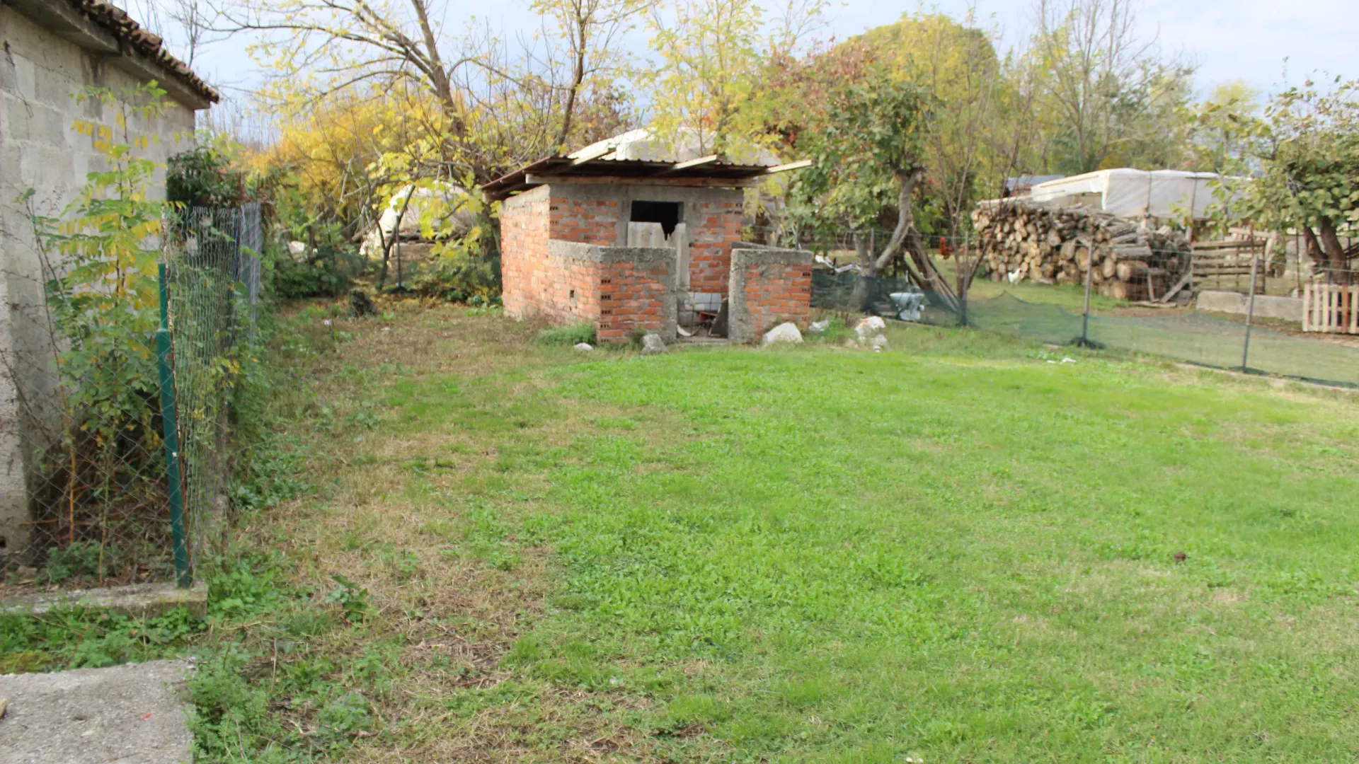 Prodaja, kuća, 77m², Golubovci, Podgorica