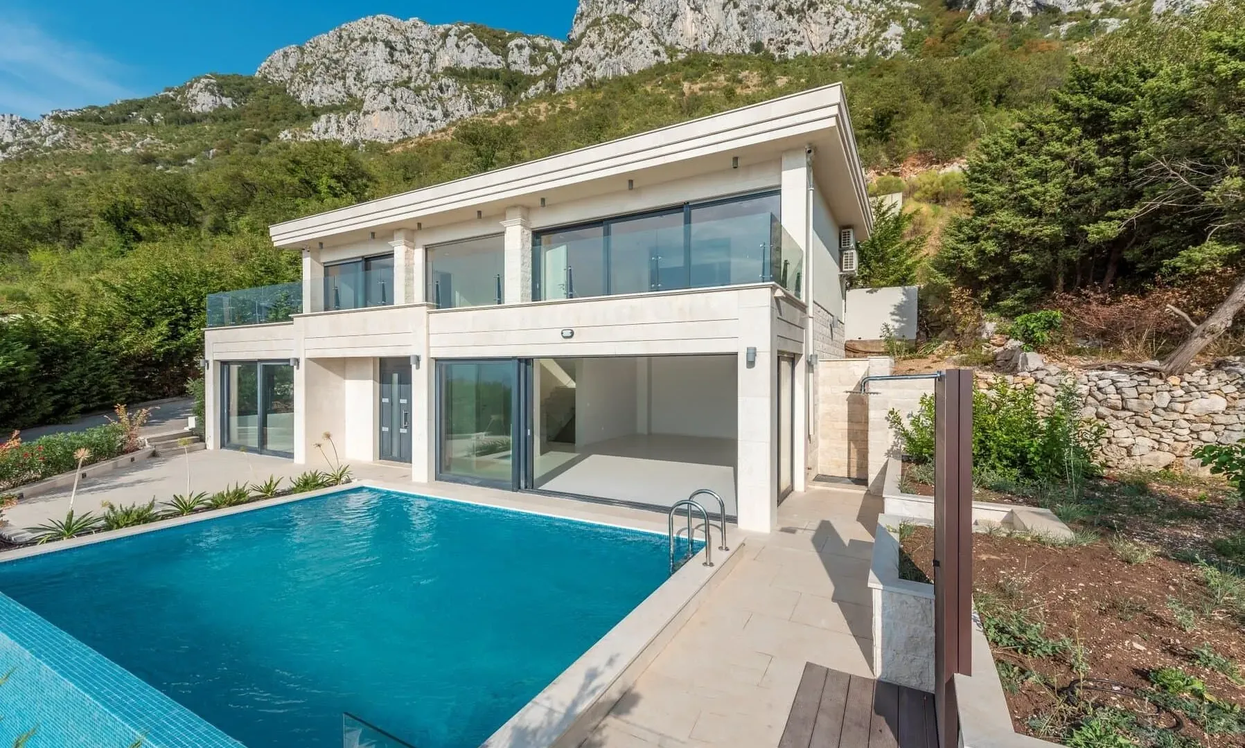 Prodaja, kuća, 327m², Tudorovići, Budva