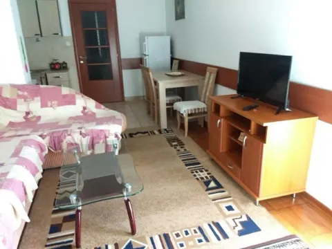 Prodaja, jednosoban stan, 35m², Centar, Nikšić - image 4