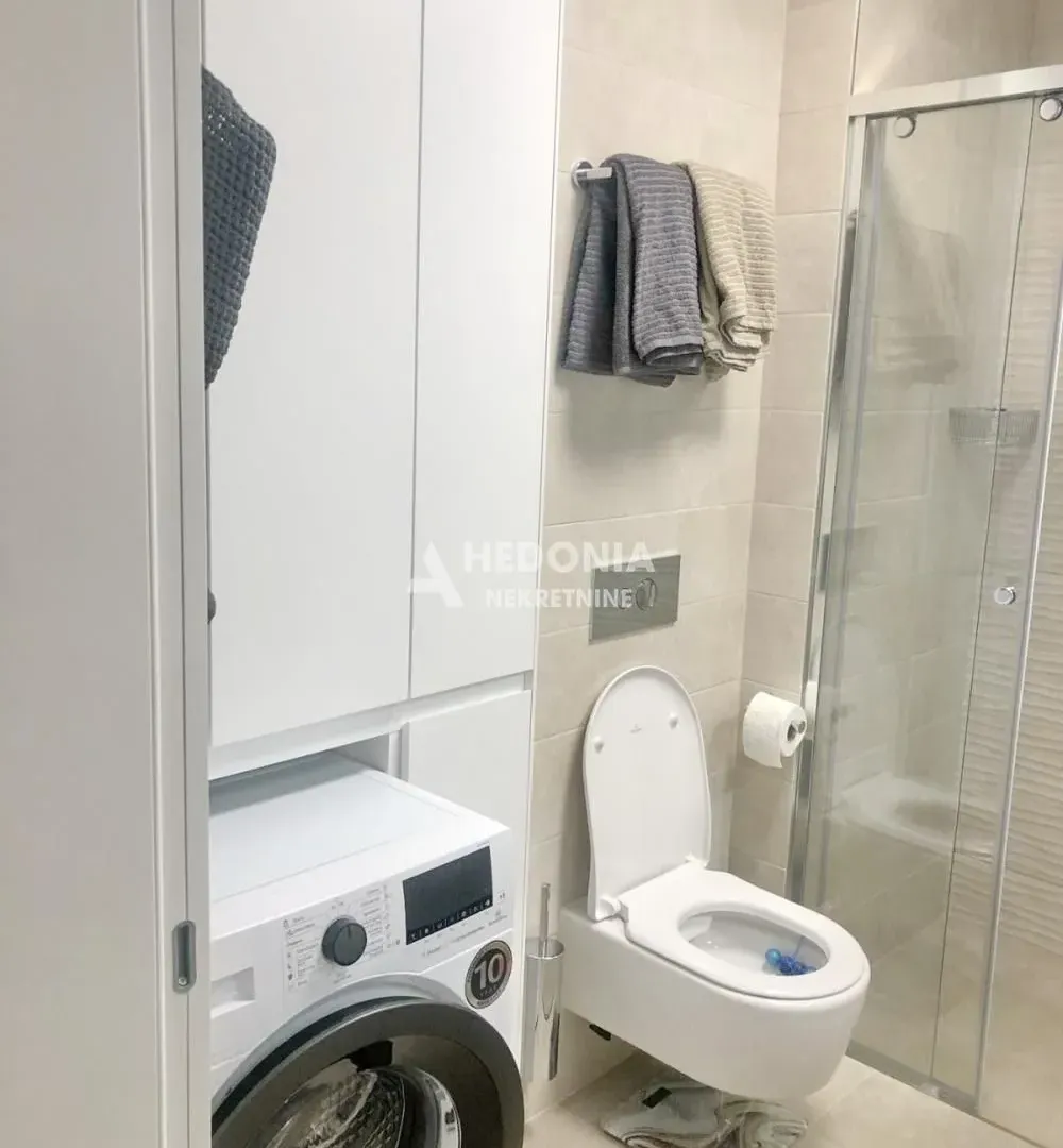 Rent, two bedroom apartment, 42m², Novi Beograd Blok 65, Novi Beograd Sve Podlokacije
