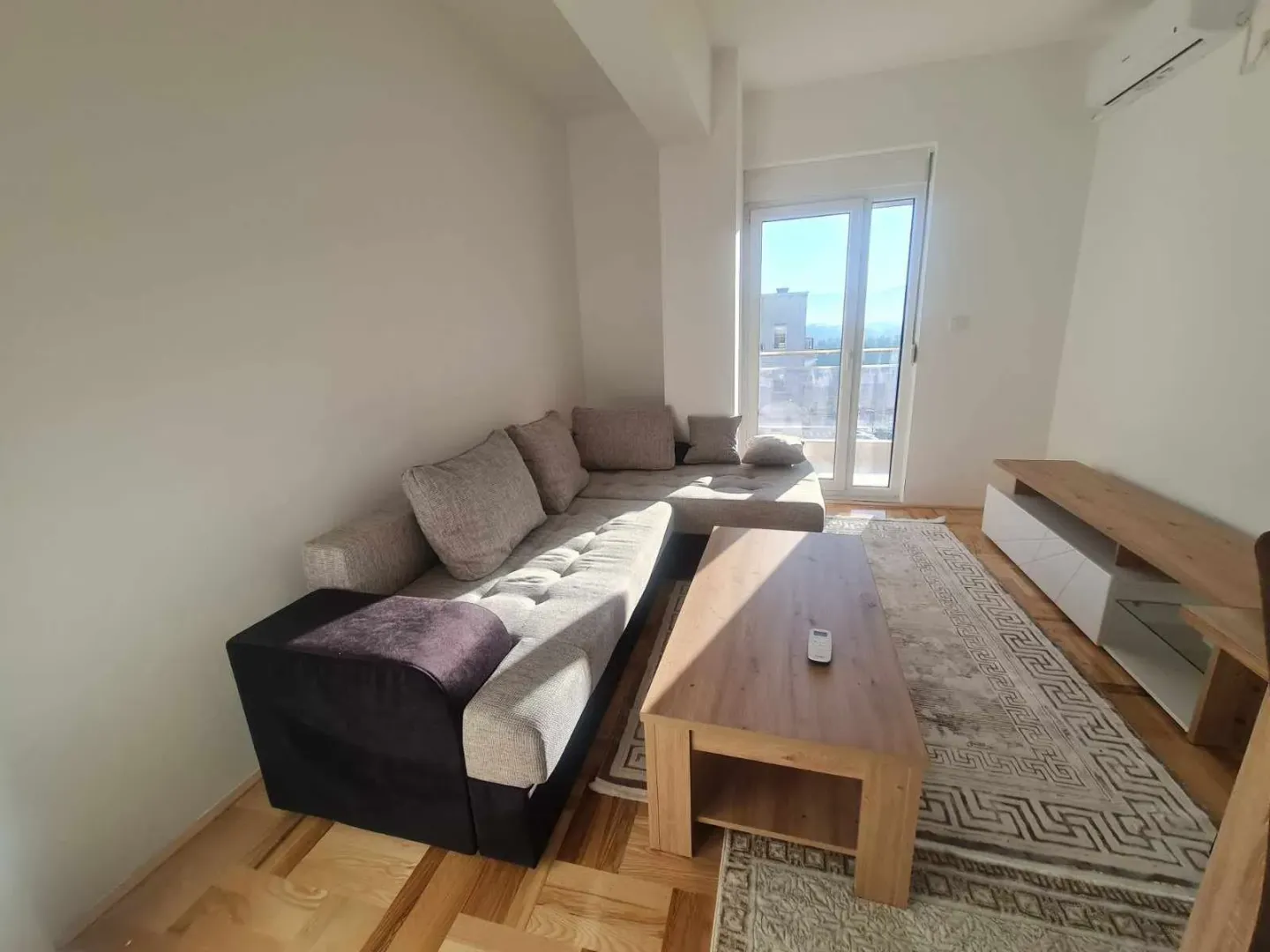 Rent, one bedroom apartment, 45m², Tuški Put, Podgorica