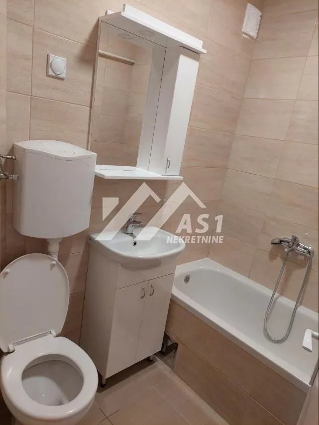 Izdavanje, dvosoban stan, 62m², Liman 1, Novi Sad Sve Podlokacije