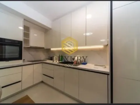 Izdavanje, jednosoban stan, 45m², City Kvart, Podgorica - image 5