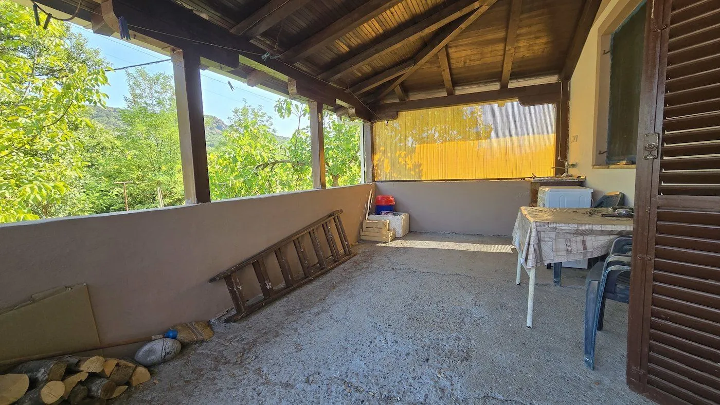 Prodaja, kuća, 236m², Velje Brdo, Podgorica