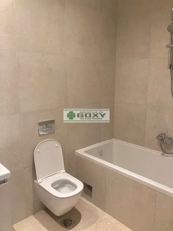 Prodaja, trosoban stan, 88m², Savski Venac, Beograd
