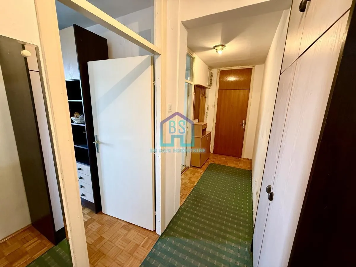 Prodaja, jednosoban stan, 44m², Bulevar Oslobodjenja, Novi Sad Sve Podlokacije