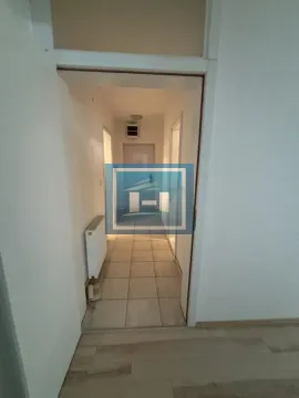 Izdavanje, trosoban stan, 79m², Centar, Jagodina - image 11