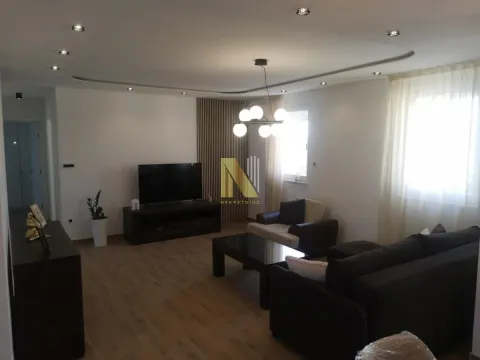 Izdavanje, četvorosoban stan, 131m², Podbara, Novi Sad Sve Podlokacije - image 3