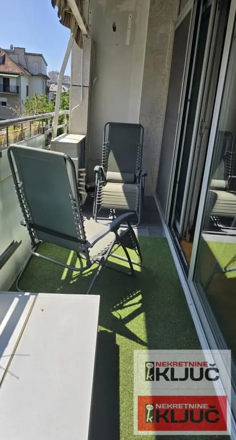 Izdavanje, četvorosoban stan, 134m², Spens, Novi Sad Sve Podlokacije