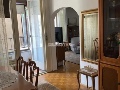 Sale, two bedroom apartment, 74m², Novi Beograd Blok 28, Novi Beograd Sve Podlokacije