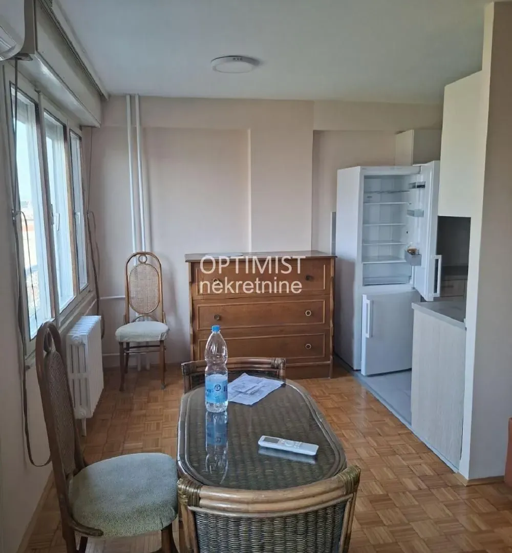 Rent, one bedroom apartment, 42m², Novi Beograd Sve Podlokacije, Beograd