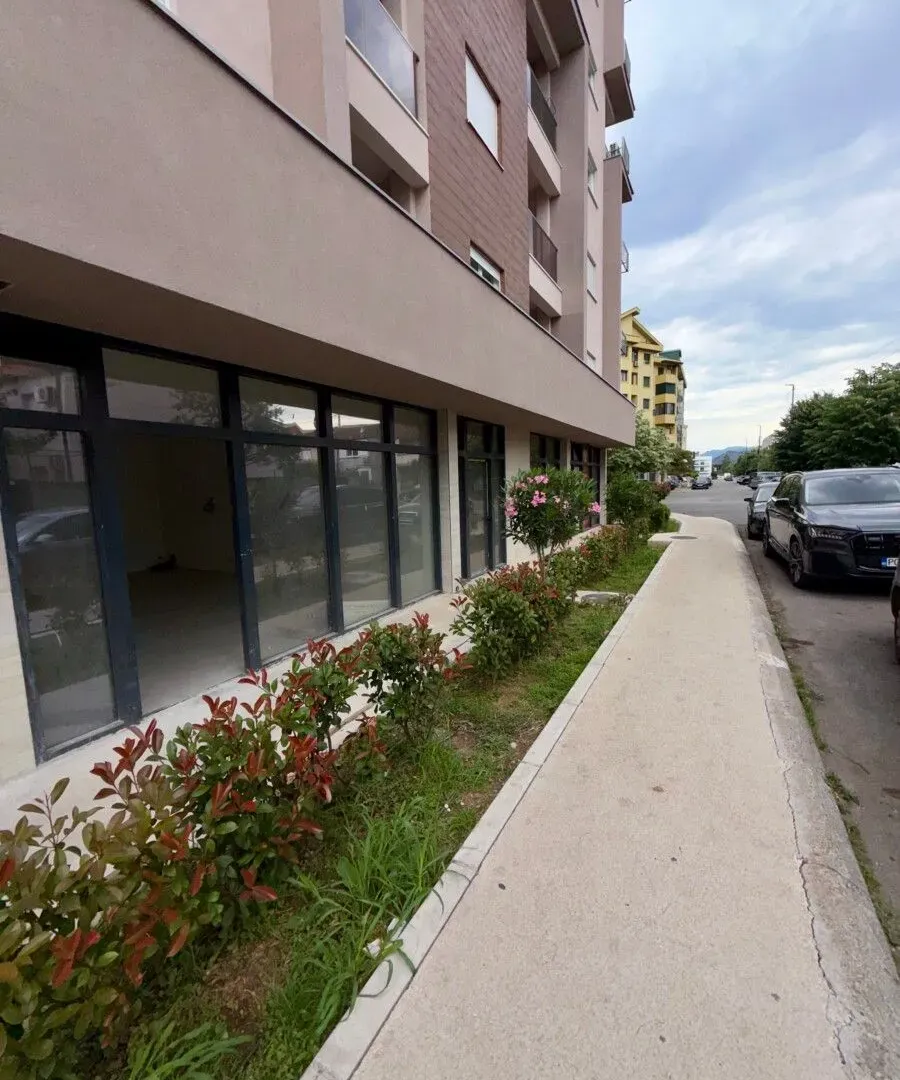 Rent, office space, 57m², Stari Aerodrom, Podgorica