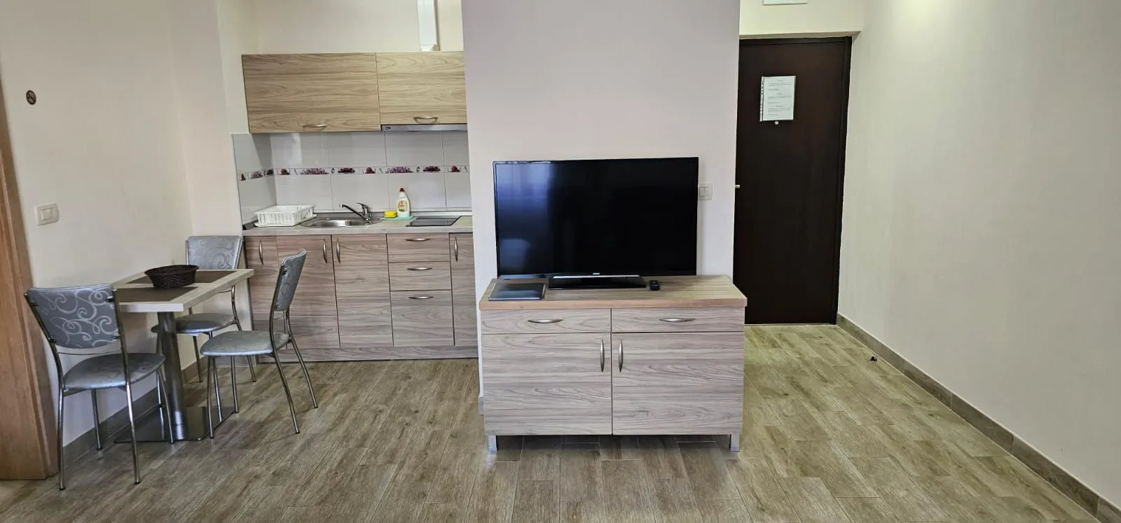 Sale, studio apartment, 30m², Bečići, Budva