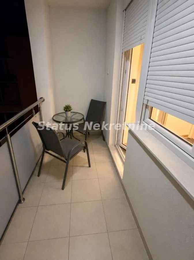 Prodaja, jednosoban stan, 36m², Adamovićevo Naselje, Novi Sad Sve Podlokacije
