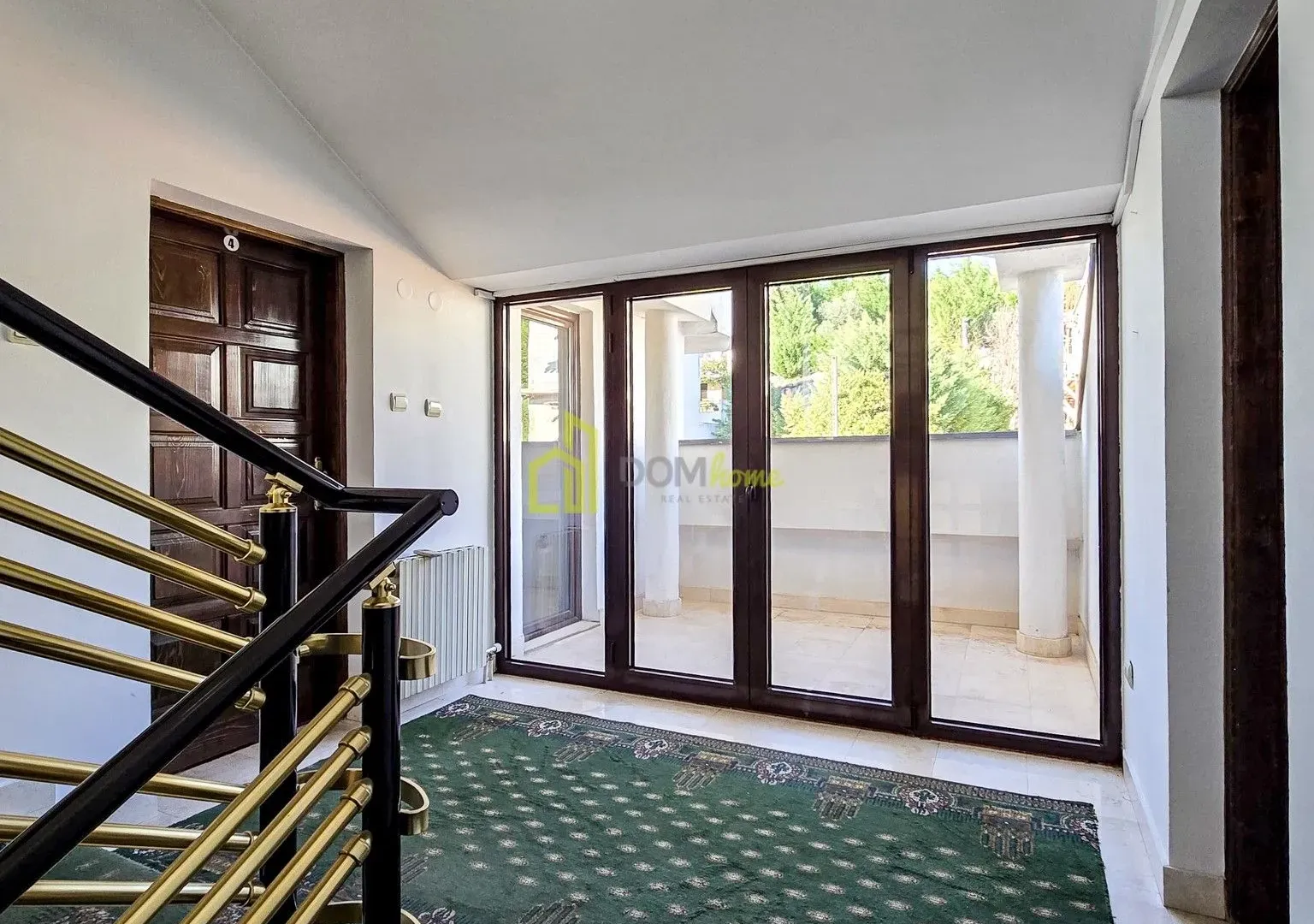Rent, house, 380m², Gorica C, Podgorica