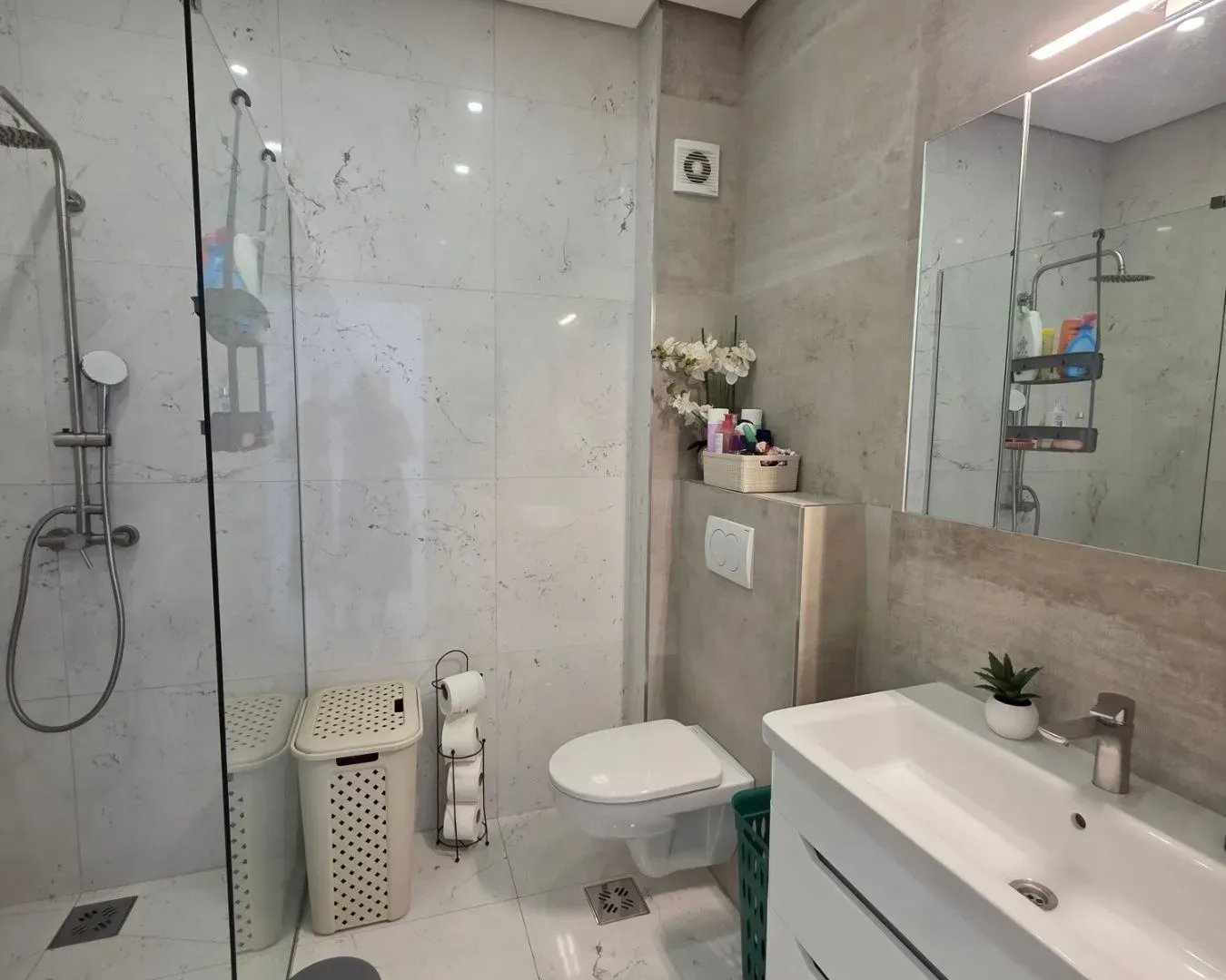 Prodaja, dvosoban stan, 91m², Budva, Crna Gora