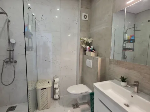 Prodaja, dvosoban stan, 91m², Budva, Crna Gora - image 18