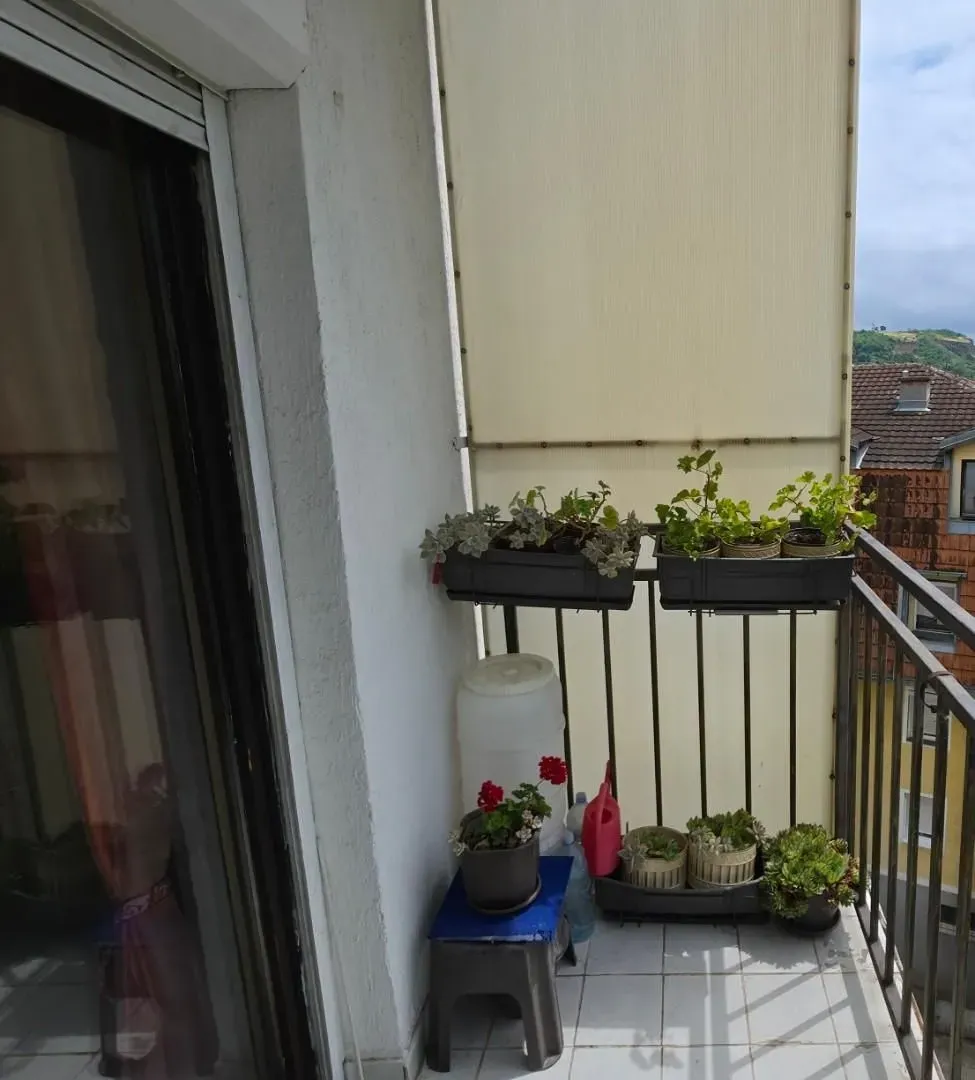 Prodaja, dvosoban stan, 43m², Kneževac, Beograd