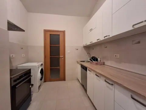 Rent, apartment, 98m², Drac, Podgorica - image 7