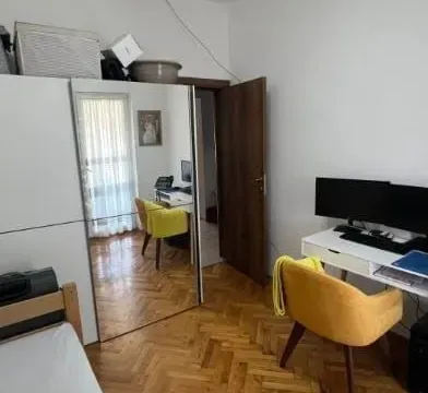 Prodaja, dvosoban stan, 72m², Stari Aerodrom, Podgorica - image 9