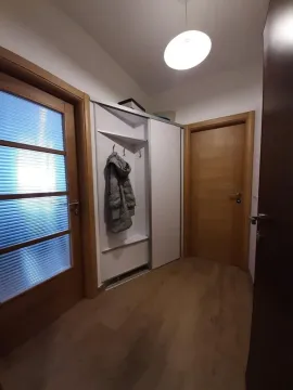 Rent, one bedroom apartment, 50m², Dalmatinska ulica, Podgorica - image 11