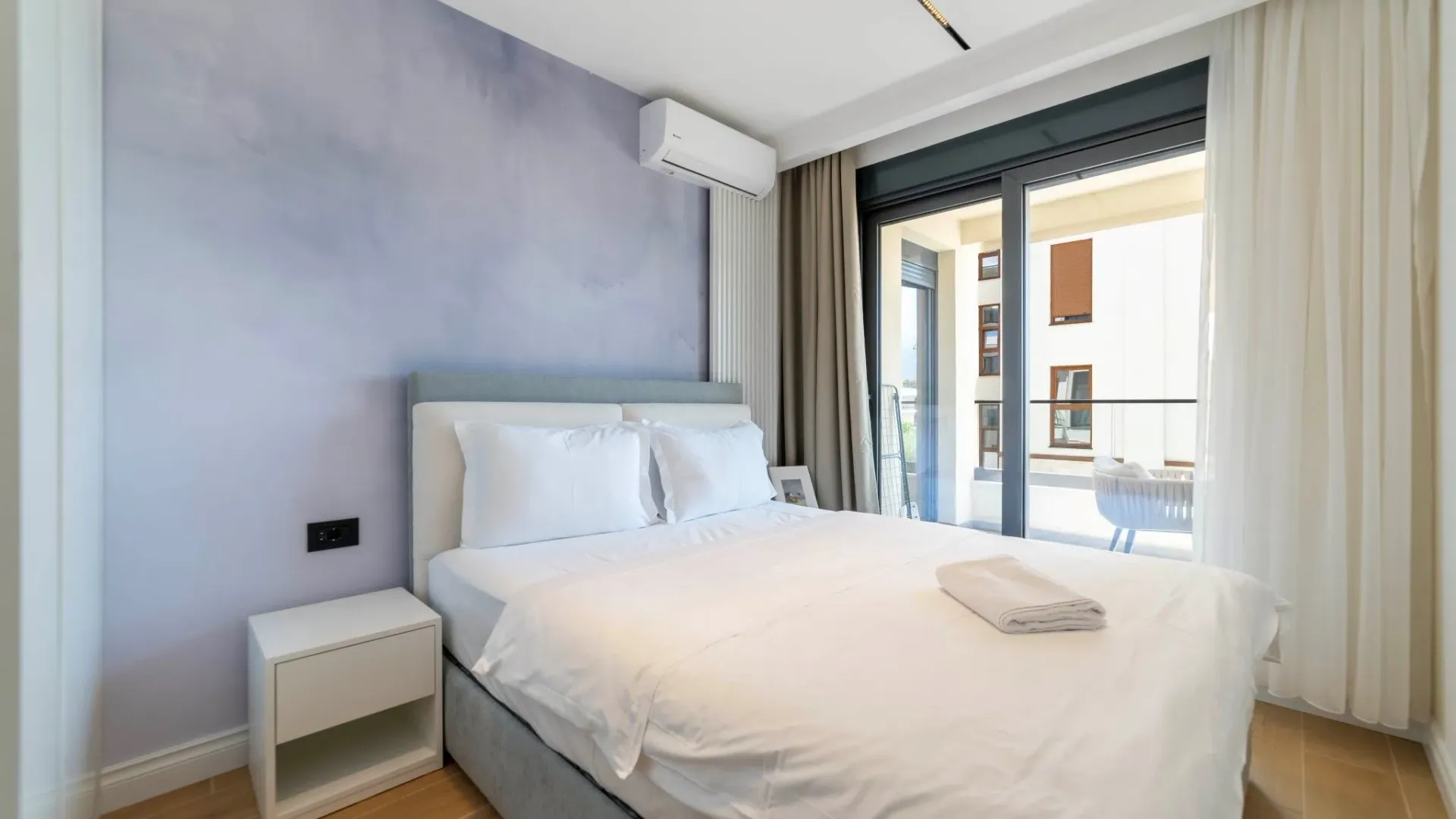 Rent, three bedroom apartment, 85m², Tivat, Crna Gora
