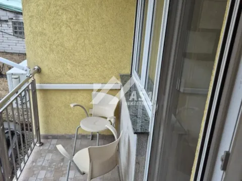 Izdavanje, četvorosoban stan, 90m², Rotkvarija, Novi Sad Sve Podlokacije - image 10