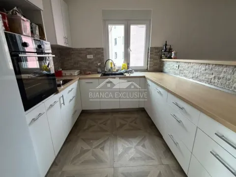 Prodaja, četvorosoban stan, 86m², Zemun Sve Podlokacije, Beograd - image 6