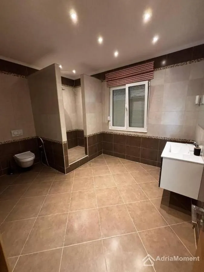 Sale, house, 103m², Risan, Kotor