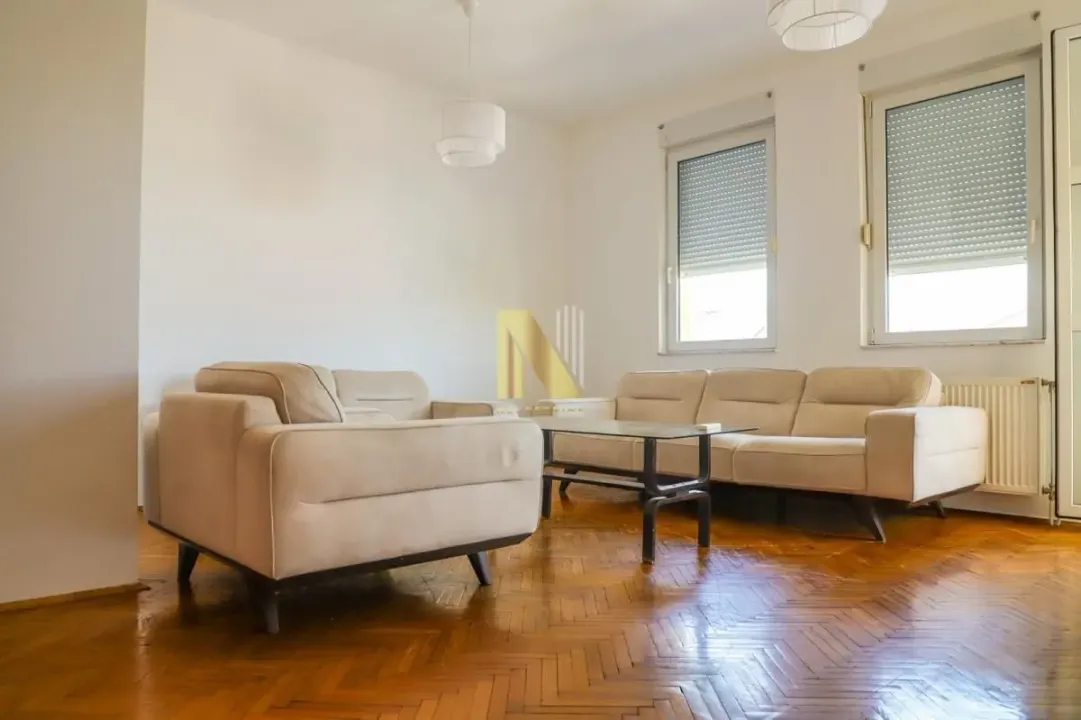 Prodaja, dvosoban stan, 61m², Centar, Novi Sad