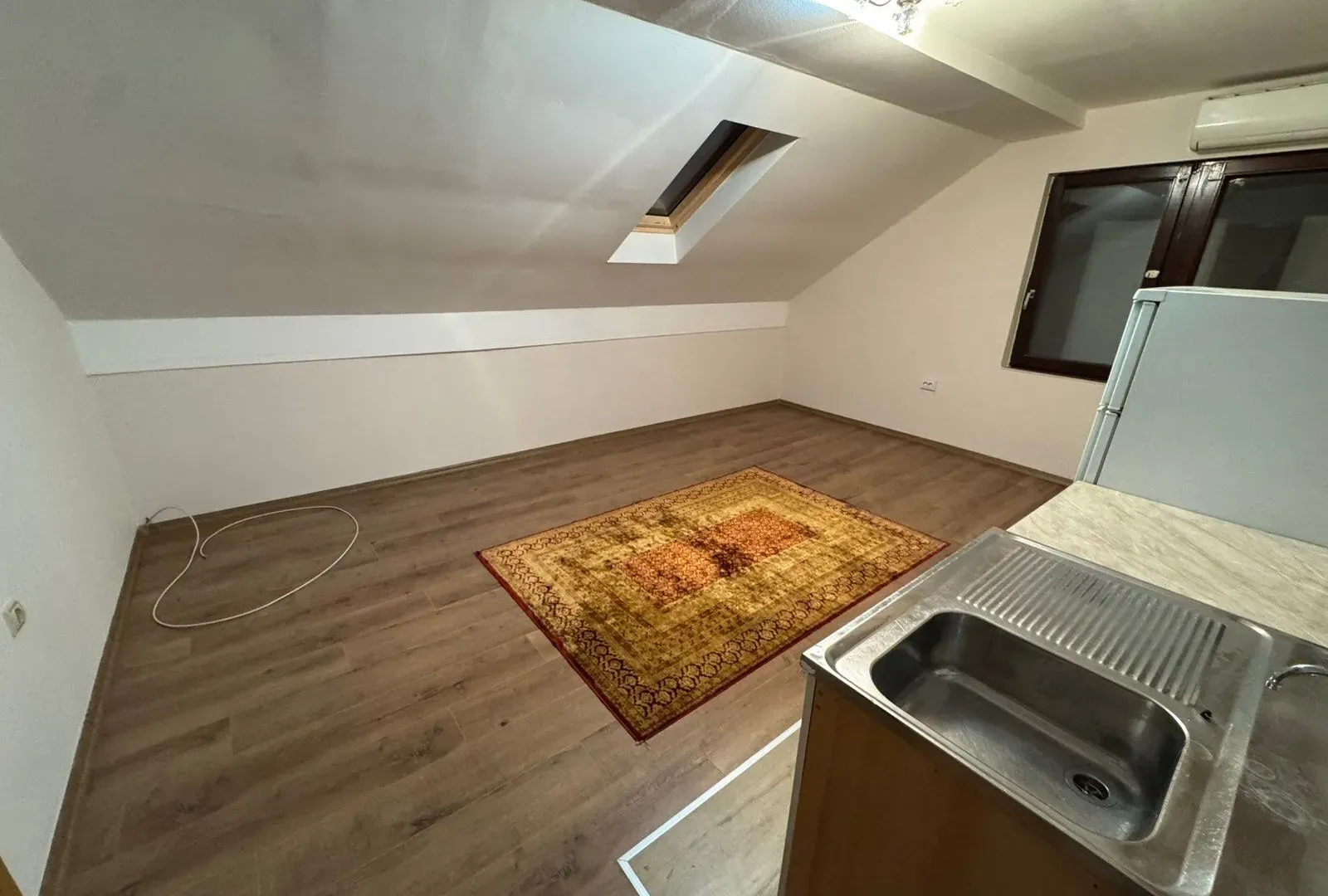 Rent, apartment, 100m², Podgorica, Crna Gora
