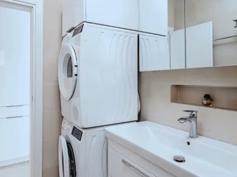 Sale, one bedroom apartment, 49m², Gospoština, Budva - image 2
