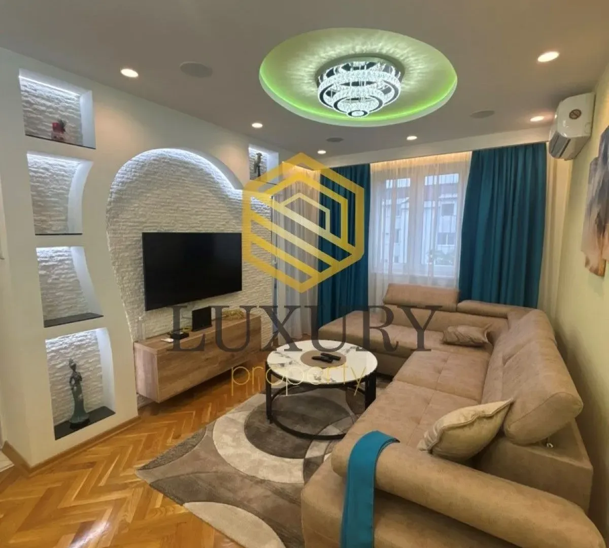 Izdavanje, jednosoban stan, 46m², Stari Aerodrom, Podgorica