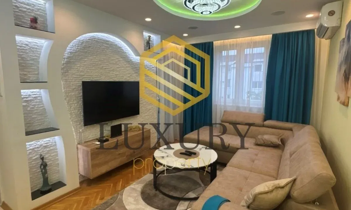 Izdavanje, jednosoban stan, 46m², Stari Aerodrom, Podgorica