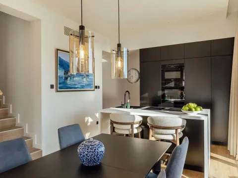 Prodaja, dvosoban stan, 179m², Porto Montenegro, Tivat - image 4