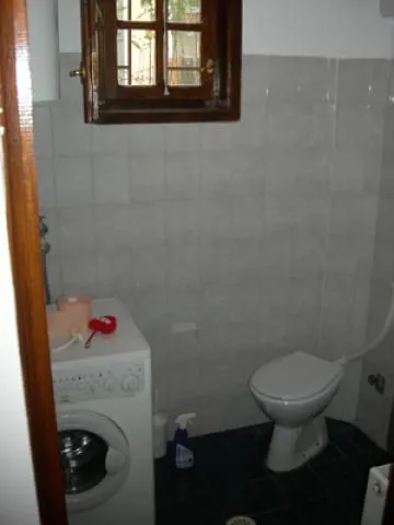 Izdavanje, kuća, 300m², Savski Venac, Beograd