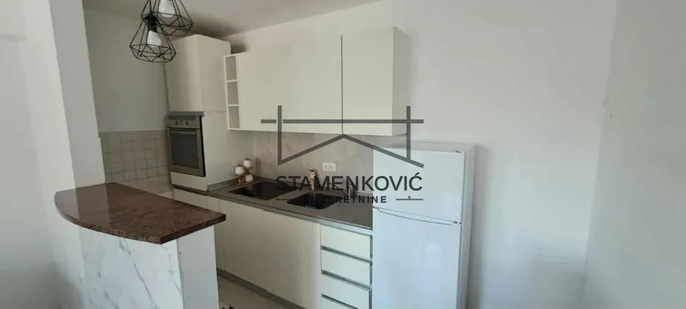 Prodaja, dvosoban stan, 56m², Rotkvarija, Novi Sad Sve Podlokacije