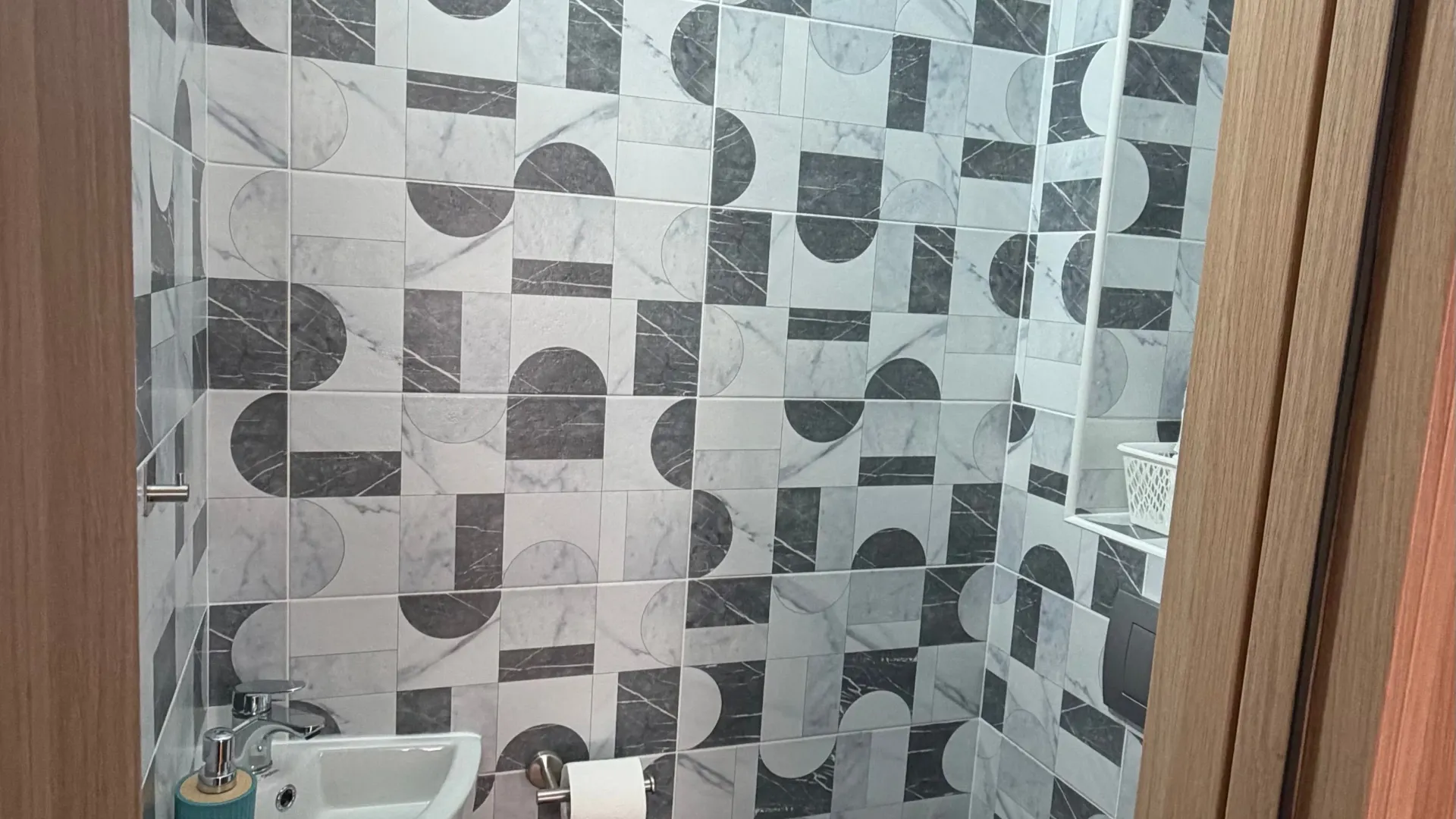 Rent, apartment, 210m², Banovo Brdo, Beograd